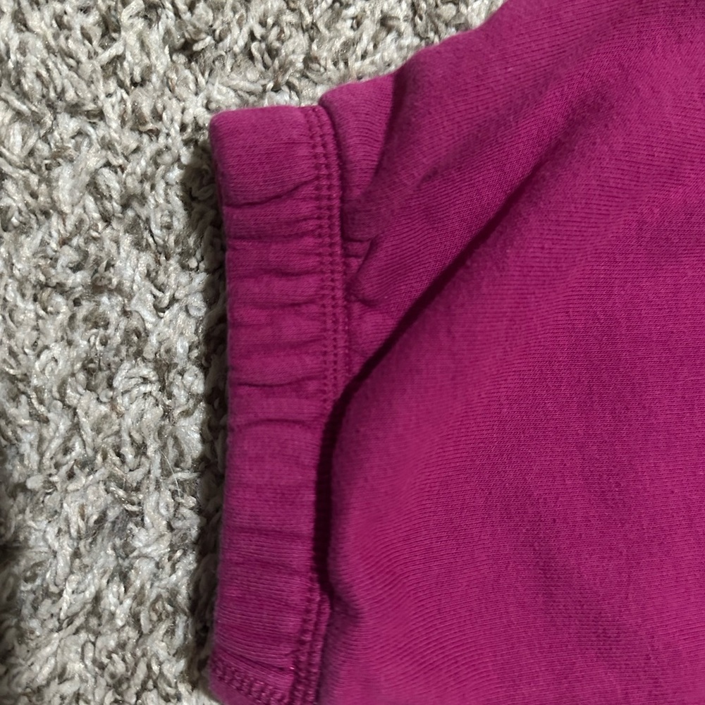 Woman’s Nike Logo Sweatpants Beautiful Berry - Picture 4 of 6